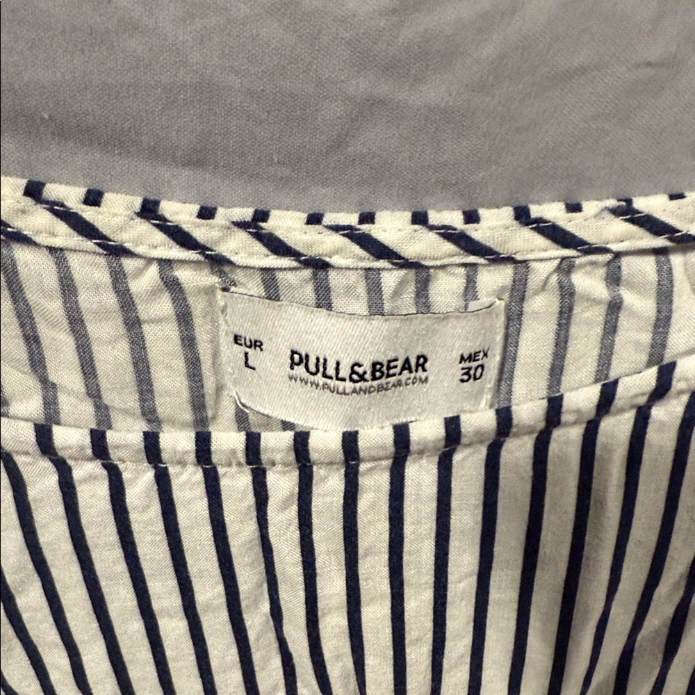 Pull&Bear Monochrome Striped Short Sleeve Top - Picture 2 of 8
